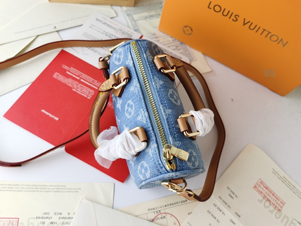 ルイヴィトンバッグ素材ディテール